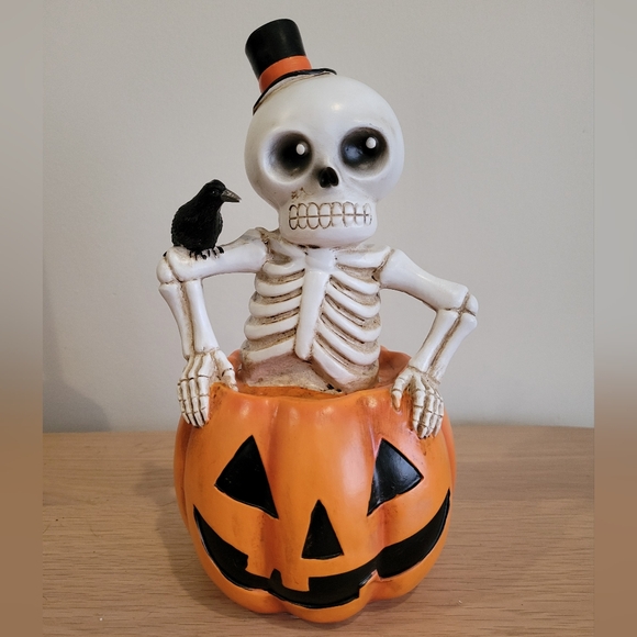 10" Halloween Skeleton in Pumpkin by Place & Time - Picture 1 of 6